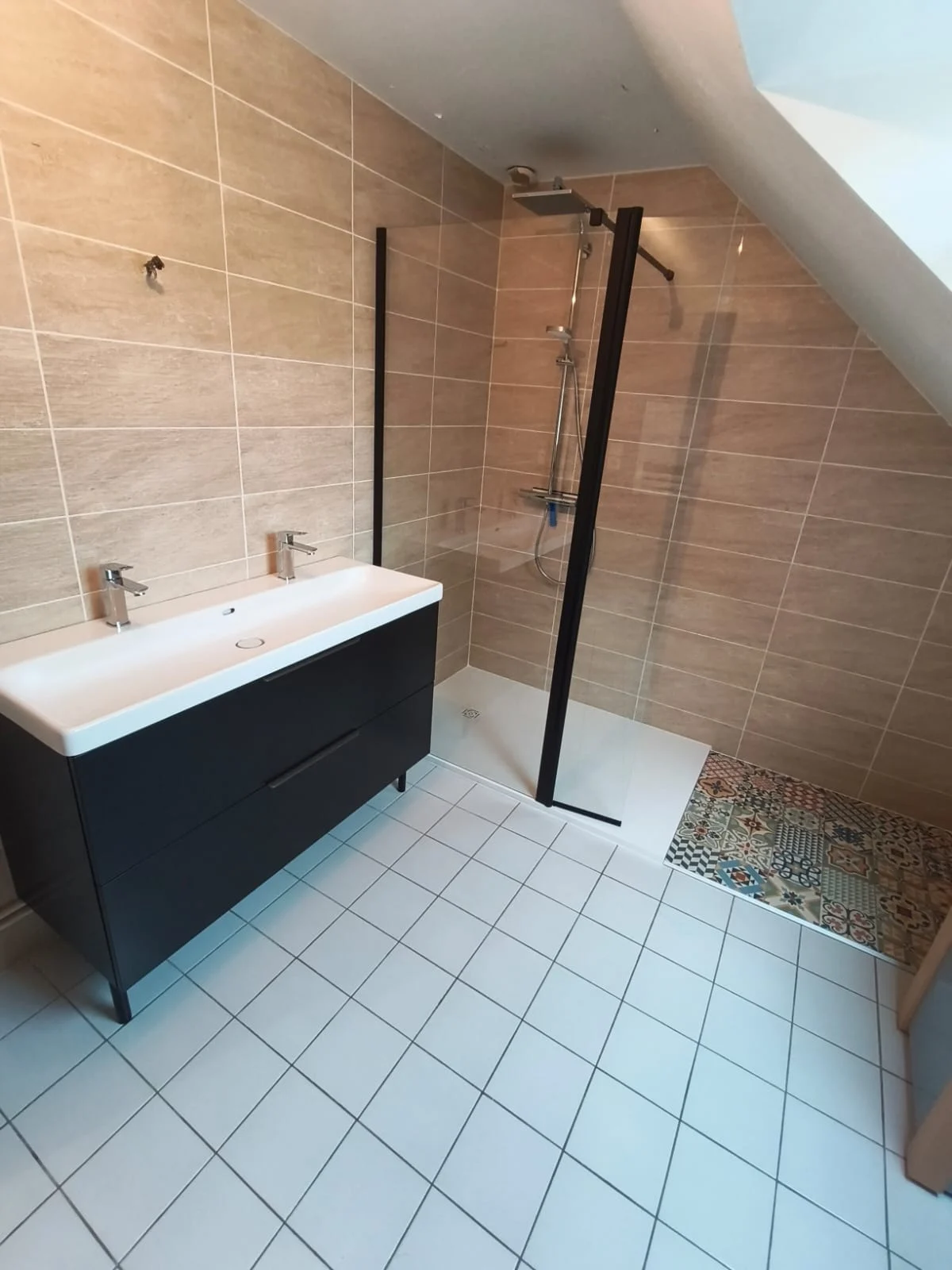 Rénovation complète d'une salle de bain - Douche vasque - Devis salle de bain